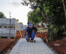 BRAGANEY - 23-10-2020 - Obras de Pavimentação asfáltica e calçada na cidade de Braganey - Foto : Jonathan Campos / AEN