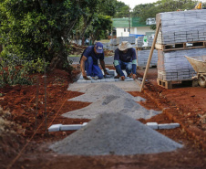 BRAGANEY - 23-10-2020 - Obras de Pavimentação asfáltica e calçada na cidade de Braganey - Foto : Jonathan Campos / AEN