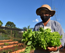 Cultivar Energia doa materiais para horta em Maringá. Foto: Copel