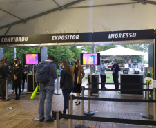 A Paraná Turismo representa o Estado do Paraná no São Paulo Boat Show 2020, maior feira náutica da América Latina e que visa também a promoção do turismo desse segmento. Promovido pelo Grupo Náutica, o Boat Show apresenta inovações e lançamentos do mercado náutico, incluindo embarcações como lanchas, veleiros, infláveis, motores, equipamentos e acessórios.
Foto: Paraná Turismo