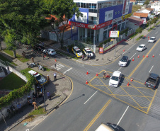 Talonário eletrônico desenvolvido pelo Detran já começa a ser usado pela Polícia Militar do Paraná. Foto:: PMPR