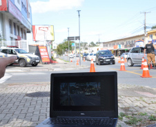 Talonário eletrônico desenvolvido pelo Detran já começa a ser usado pela Polícia Militar do Paraná. Foto:: Adilson Pieczykolan Santana/Detran