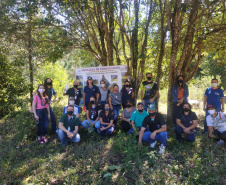 Ações foram coordenadas pelos Escritórios Regionais do Instituto Água e Terra dos dois municípios. Além disso, em Ponta Grossa também ocorreu a soltura de 15 mil peixes no Rio Pitangui e Lago Olarias.
Foto: IAT Pitanga