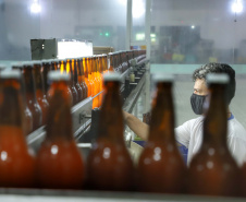 Há cerca de cinco anos a Garoto entrou no mercado de sucos naturais e tem visto os negócios prosperarem. Hoje, o suco Viva Feliz é encontrado nas gôndolas de todo o Sul, Sudeste e parte do Centro-Oeste do Brasil.
