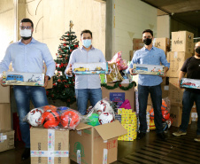 Mais de 1,5 mil brinquedos arrecadados pela Segurança Pública são entregues ao projeto Natal Voluntário. Foto:SESP