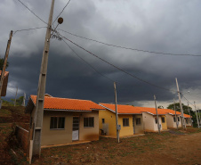 As 20 casas populares do conjunto habitacional erguido no bairro Jardim Planalto em Guaraniaçu, na região Oeste do Estado, serão entregues no começo de 2021. O empreendimento é uma parceria do Governo do Paraná, da Itaipu Binacional e da prefeitura do município e recebeu investimento de R$ 1.035.744,30. Ele se soma a projetos similares que estão em andamento em outros 15 municípios. - 02-12-2020 -  Foto: Jonathan Campos/ AEN