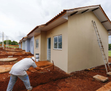 SANTA TEREZA DO OESTE - 02-12-2020 -OBRAS DE CASAS POPULARES -  Foto: Jonathan Campos/ AEN