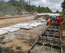 ALMIRANTE TAMANDARE  - 16-12-2020 -OBRAS DE DUPLICAÇÃO NA RODOVIA DOS MINERIOS - FOTO: JONATHAN CAMPOS/ AEN