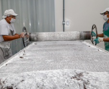 Balas, pescados e cachaça: a riqueza dos produtos do Litoral.Foto Gilson Abreu/AEN