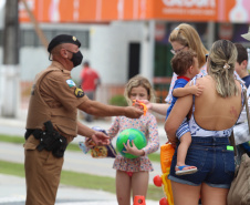 A estratégia de presença ostensiva e maciça da Polícia Militar nas ruas resultou na redução dos principais índices criminais durante os 15 primeiros dias do Verão Consciente 2020/2021 no Litoral.   -  Foto: Divulgação PMPR