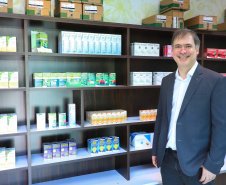 A Herbarium é o único laboratório farmacêutico focado 100% em fitoterapia no Brasil. De acordo com Renato da Fonseca Prudente, vice-presidente de Operações e Gestão, apenas 3% dos medicamentos receitados no Brasil são fitoterápicos. “Países como a Alemanha, berço da fitoterapia mundial, este índice ultrapassa os 30%. Então ainda temos muito o que explorar”, afirma.