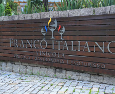 Feito no Paraná - Vinícola Franco Italiano, em Colombo.