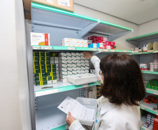 Assistência Farmacêutica descentraliza serviços e amplia acesso de usuários.Foto: Geraldo Bubniak/AEN