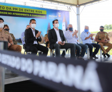 Um investimento do Governo do Estado vai reforçar a segurança do distrito de Entre Rios, área rural de Guarapuava, na região Central do Paraná. Nesta segunda-feira (11), o governador Carlos Massa Ratinho Junior esteve na localidade para a inauguração da nova sede Destacamento da Polícia Militar instalada no distrito.  Entre Rios, Guarapuava, 11/01/2021  -  Foto: Geraldo Bubniak/AEN