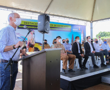 Um investimento do Governo do Estado vai reforçar a segurança do distrito de Entre Rios, área rural de Guarapuava, na região Central do Paraná. Nesta segunda-feira (11), o governador Carlos Massa Ratinho Junior esteve na localidade para a inauguração da nova sede Destacamento da Polícia Militar instalada no distrito.  Entre Rios, Guarapuava, 11/01/2021  -  Foto: Geraldo Bubniak/AEN