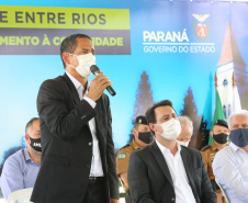 Um investimento do Governo do Estado vai reforçar a segurança do distrito de Entre Rios, área rural de Guarapuava, na região Central do Paraná. Nesta segunda-feira (11), o governador Carlos Massa Ratinho Junior esteve na localidade para a inauguração da nova sede Destacamento da Polícia Militar instalada no distrito. Na foto, o secretário estadual da Segurança Pública, Romulo Marinho Soares. -   Entre Rios, Guarapuava, 11/01/2021  -  Foto: Geraldo Bubniak/AEN