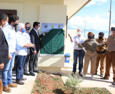 Um investimento do Governo do Estado vai reforçar a segurança do distrito de Entre Rios, área rural de Guarapuava, na região Central do Paraná. Nesta segunda-feira (11), o governador Carlos Massa Ratinho Junior esteve na localidade para a inauguração da nova sede Destacamento da Polícia Militar instalada no distrito.  Entre Rios, Guarapuava, 11/01/2021  -  Foto: Geraldo Bubniak/AEN