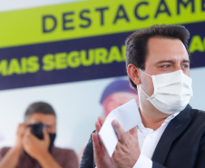Um investimento do Governo do Estado vai reforçar a segurança do distrito de Entre Rios, área rural de Guarapuava, na região Central do Paraná. Nesta segunda-feira (11), o governador Carlos Massa Ratinho Junior esteve na localidade para a inauguração da nova sede Destacamento da Polícia Militar instalada no distrito.  Entre Rios, Guarapuava, 11/01/2021  -  Foto: Rodrigo Félix Leal