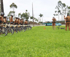 Policiais militares passam por capacitação de ciclopatrulhamento no Litoral
. Foto:PMPR