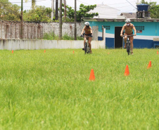 Policiais militares passam por capacitação de ciclopatrulhamento no Litoral
. Foto:PMPR