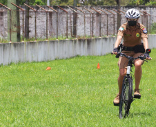 Policiais militares passam por capacitação de ciclopatrulhamento no Litoral
. Foto:PMPR