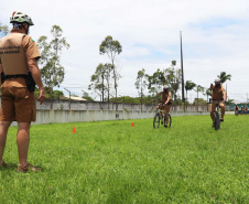 Policiais militares passam por capacitação de ciclopatrulhamento no Litoral
. Foto:PMPR