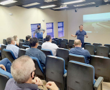 Prefeitos e representantes municipais das cidades que rodeiam as seis usinas hidrelétricas do Rio Iguaçu conheceram a Resolução Conjunta Sedest/IAT n°023/2019 e a estrutura da Secretaria do Desenvolvimento Sustentável e do Turismo