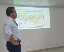 Prefeitos e representantes municipais das cidades que rodeiam as seis usinas hidrelétricas do Rio Iguaçu conheceram a Resolução Conjunta Sedest/IAT n°023/2019 e a estrutura da Secretaria do Desenvolvimento Sustentável e do Turismo