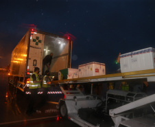 Chegada das vacinas contra a Covid-19 no Aeroporto Afonso Pena em Curitiba-  18/01/2021 - Foto: Geraldo Bubniak/AEN