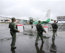 Dsitribuicao  das vacinas contra a Covid-19 no Aeroporto Bacacheri em Curitiba com aeronaves do Governo do Estado -  19/01/2021 - Foto: Geraldo Bubniak/AEN