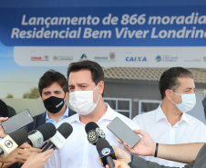 O governador Carlos Massa Ratinho Junior participou nesta segunda-feira (25) do lançamento de 866 novas moradias populares em Londrina, na região Norte. Londrina, 25/01/2021 - Foto: Geraldo Bubniak/AEN