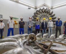 A Usina Governador Pedro Viriato Parigot de Souza (GPS) completou 50 anos nesta terça-feira, 26 de janeiro. O presidente da Copel, Daniel Pimentel Slaviero, e o diretor geral da Copel Geração e Transmissão, Moacir Carlos Bertol, visitaram a usina para comemorar a data com a equipe responsável pela planta e anunciaram um investimento de R$ 100 milhões para uma nova etapa de modernização do empreendimento.  - Curitiba, 26/01/2021  -  Foto: Divulgação Copel