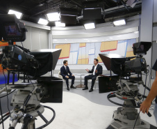 CURITIBA - 27-01-2021 -Governador Carlos Massa Ratinho Junior durante entrevista para a rádio Jovem Pan e a RIC TV.Foto: Jonathan Campos/AEN