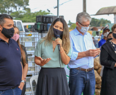 Permissionários atacadistas da Ceasa Curitiba fazem doação 25 toneladas de alimentos para entidades beneficentes de Curitiba e Região Metropolitana, além de famílias atingidas pelas chuvas em Irati, na região Centro-Sul do Estado. - Curitiba, 29/01/2021  -  Foto: Veldelino Pontes