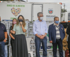 Permissionários atacadistas da Ceasa Curitiba fazem doação 25 toneladas de alimentos para entidades beneficentes de Curitiba e Região Metropolitana, além de famílias atingidas pelas chuvas em Irati, na região Centro-Sul do Estado. - Curitiba, 29/01/2021  - Foto: Gilson Abreu/AEN