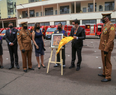 O governador Carlos Massa Ratinho Junior participou nesta sexta-feira (29) da troca do comando-geral do Corpo de Bombeiros do Paraná. Depois de dois anos como comandante, o coronel Samuel Prestes dá lugar ao coronel Gerson Gross, que até então respondia pelo comando da Academia Policial Militar do Guatupê.  -  Curitiba, 29/01/2021  -  Foto: Valdelino Alves Pontes