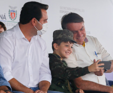 Uma área de maide de 86 mil metros quadrados será referência na formação e no treinamento de atletas no Paraná, desde a base até os de alto rendimento. O presidente Jair Bolsonaro e o governador Carlos Massa Ratinho Junior inauguraram nesta quinta-feira (4) o Centro Nacional de Treinamento de Atletismo (CNTA), um dos mais completos centros de excelência do País em iniciação esportiva, localizado em Cascavel, no Oeste do Estado.Foto Gilson Abreu/AEN
