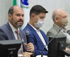 O Governo do Estado abriu nesta quinta-feira (04) uma série de debates públicos para dar transparência e agregar sugestões que possam aperfeiçoar o modelo de concessão do novo Anel de Integração do Paraná, que passará a ter 3