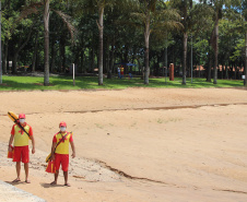 PM e Bombeiros reforçam a prevenção nas prainhas de água doce da Costa Oeste durante Verão Consciente  -  Curitiba, 05/02/2021  -  Foto: Divulgação SESP PR