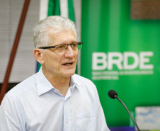 Na tarde desta segunda-feira (08), o Banco Regional de Desenvolvimento do Extremo Sul (BRDE) promoveu a final do programa BRDE LABS, programa desenvolvido em parceria com a Hotmilk, Ecossistema de Inovação da Pontifícia Universidade Católica do Paraná (PUCPR). As dez startups finalistas apresentaram seus projetos no evento online aconteceu por meio do canal oficial do BRDE no Youtube. - Curitiba, 09/02/2021  -  Foto: Rodolfo Buhrer