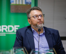 Na tarde desta segunda-feira (08), o Banco Regional de Desenvolvimento do Extremo Sul (BRDE) promoveu a final do programa BRDE LABS, programa desenvolvido em parceria com a Hotmilk, Ecossistema de Inovação da Pontifícia Universidade Católica do Paraná (PUCPR). As dez startups finalistas apresentaram seus projetos no evento online aconteceu por meio do canal oficial do BRDE no Youtube. - Curitiba, 09/02/2021  -  Foto: Rodolfo Buhrer