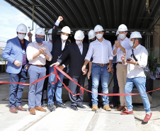 A Cotriguaçu, um dos onze terminais que integram o Corredor de Exportação Leste do Porto de Paranaguá, inaugurou nesta quarta-feira (10) um novo desvio ferroviário. O investimento privado na remodelação, de R$ 8 milhões, vai ao encontro do Plano Estadual Ferroviário e dos projetos da Portos do Paraná para ampliação da capacidade e participação do modal no transporte de carga.Foto: Portos do Paraná