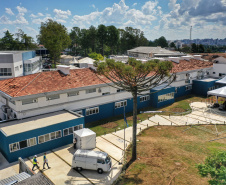 O Governo do Estado colaborou com uma nova ampliação do complexo Erasto Gaertner, em Curitiba. O hospital, referência nacional no atendimento oncológico, inaugurou nesta quarta-feira (24) o Centro de Hematologia e Transplante de Medula Óssea.  - Curitiba, 24/02/2021  -  Foto: Alessandro Vieira/AEN