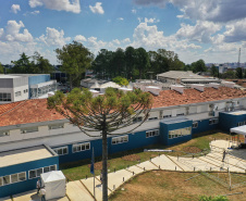 O Governo do Estado colaborou com uma nova ampliação do complexo Erasto Gaertner, em Curitiba. O hospital, referência nacional no atendimento oncológico, inaugurou nesta quarta-feira (24) o Centro de Hematologia e Transplante de Medula Óssea.  - Curitiba, 24/02/2021  -  Foto: Alessandro Vieira/AEN