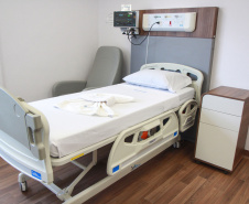 O Governo do Estado colaborou com uma nova ampliação do complexo Erasto Gaertner, em Curitiba. O hospital, referência nacional no atendimento oncológico, inaugurou nesta quarta-feira (24) o Centro de Hematologia e Transplante de Medula Óssea.   -  Curitiba, 24/02/2021  -  Foto: Alessandro Vieira/AEN