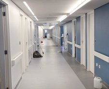 O Governo do Estado colaborou com uma nova ampliação do complexo Erasto Gaertner, em Curitiba. O hospital, referência nacional no atendimento oncológico, inaugurou nesta quarta-feira (24) o Centro de Hematologia e Transplante de Medula Óssea.   -  Curitiba, 24/02/2021  -  Foto: Alessandro Vieira/AEN