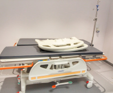 O Governo do Estado colaborou com uma nova ampliação do complexo Erasto Gaertner, em Curitiba. O hospital, referência nacional no atendimento oncológico, inaugurou nesta quarta-feira (24) o Centro de Hematologia e Transplante de Medula Óssea.   -  Curitiba, 24/02/2021  -  Foto: Alessandro Vieira/AEN