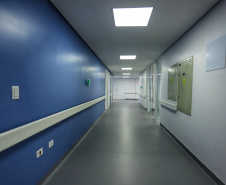 O Governo do Estado colaborou com uma nova ampliação do complexo Erasto Gaertner, em Curitiba. O hospital, referência nacional no atendimento oncológico, inaugurou nesta quarta-feira (24) o Centro de Hematologia e Transplante de Medula Óssea. - Curitiba, 24/02/2021  -  Foto: José Fernando Ogura/AEN