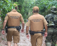 Comerciantes e turistas aprovam policiamento preventivo na Ilha do Mel  -  Curitiba, 24/02/2021  -  Foto: Divulgação PMPR