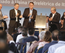 Governador Carlos Massa Ratinho Junior e presidente Jair Bolsonaro participam do evento de lançamento da revitalização do sistema elétrico de alta tensão de Furnas.   -  Foz do Iguaçu, 25/02/2021  - Foto Gilson Abreu/AEN